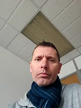 Snapshot of MarcusMaxx chatting on 02/05/26, 10:42 MarcusMaxx online show from 02/05/26, 10:42