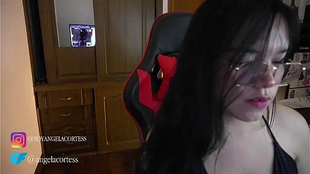 angela cortes  online show from 10/24/25, 11:56