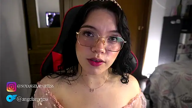 angela cortes  online show from 10/27/25, 02:48