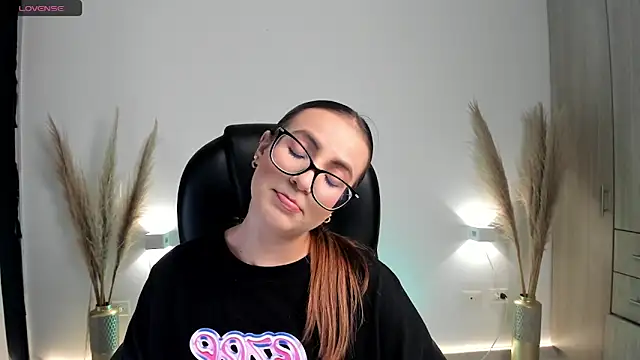 RyliieHunter online show from 12/02/24, 01:58