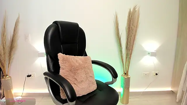 RyliieHunter online show from 12/07/24, 02:53