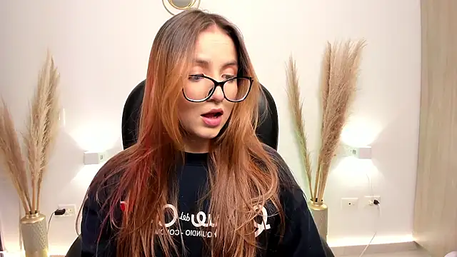 RyliieHunter online show from 12/17/24, 12:34