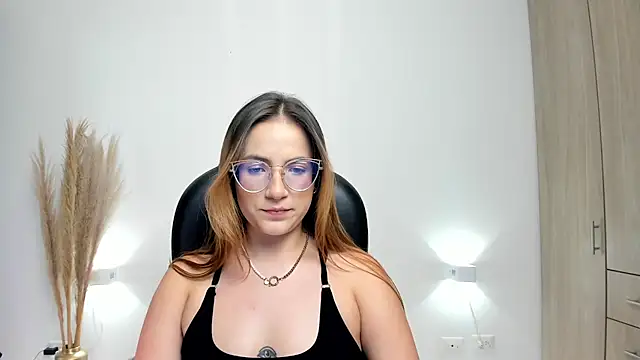 RyliieHunter online show from 01/03/25, 12:22