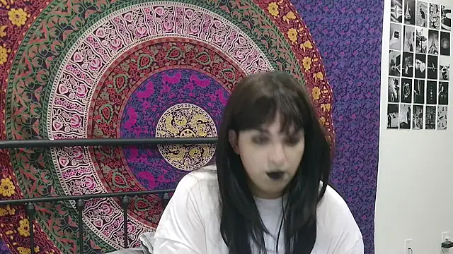 Snapshot of mawadastay chatting on 11/02/25, 11:07 mawadastay online show from 11/02/25, 11:07