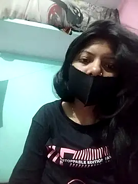 Snapshot of Hotty-Divya chatting on 04/21/26, 02:37 Hotty-Divya online show from 04/21/26, 02:37
