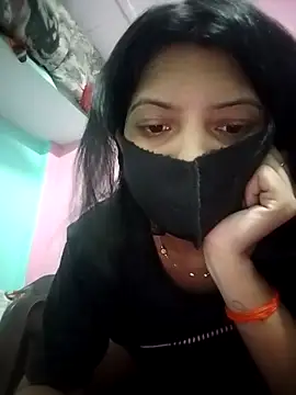 Snapshot of Hotty-Divya chatting on 04/29/26, 02:59 Hotty-Divya online show from 04/29/26, 02:59