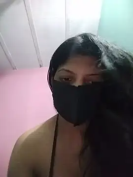 Snapshot of Hotty-Divya chatting on 07/21/26, 10:06 Hotty-Divya online show from 07/21/26, 10:06