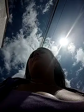 Lesly 10- online show from 12/19/25, 05:31