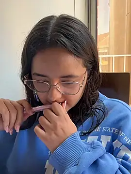 kae styles online show from 02/04/26, 03:51