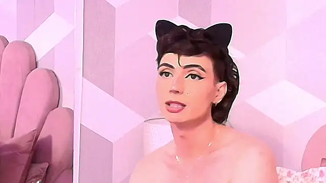 KylieMonnett online show from 11/07/25, 07:58