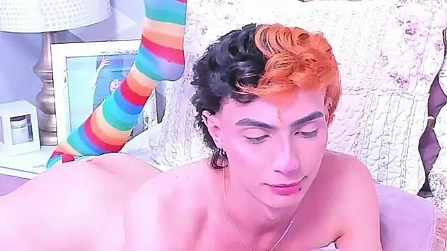 KylieMonnett online show from 04/23/26, 06:03