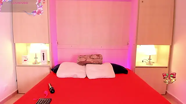 EmilyyStuart online show from 01/31/25, 03:41