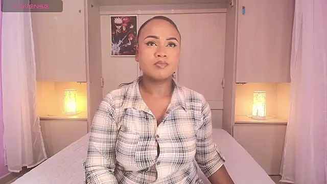 EmilyyStuart online show from 02/06/25, 03:37