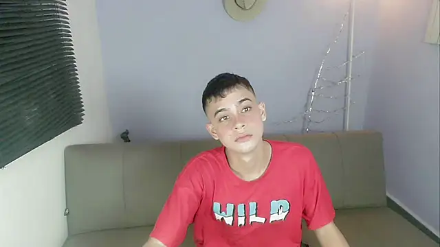 zacariasss  online show from 10/16/25, 03:18