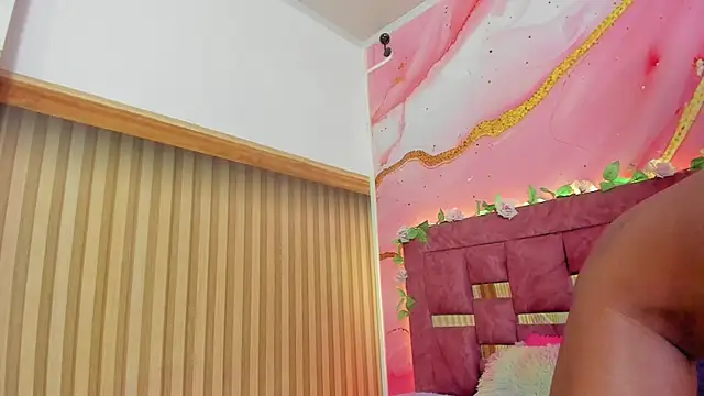 melody paris online show from 04/14/26, 10:54