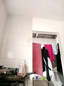 Andrew wolf7 online show from 10/04/25, 01:09