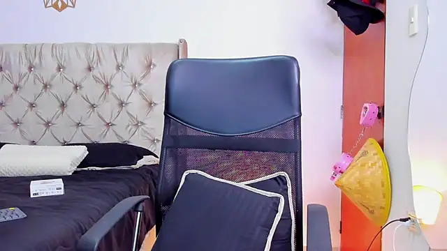 Andrew wolf7 online show from 03/06/26, 12:51