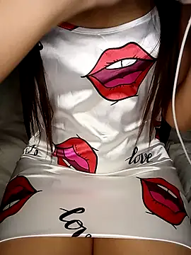 Patrona-fifi online show from 12/21/24, 10:51