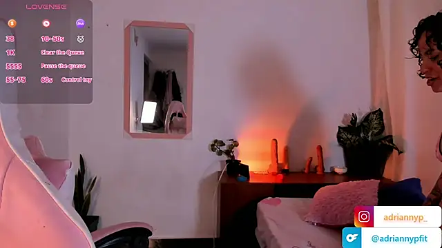 adriannyp 1 online show from 10/23/25, 12:43