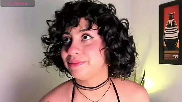 adriannyp 1 online show from 04/22/26, 11:56