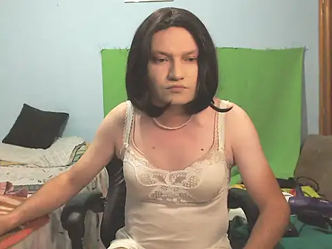 Lucy Pixie online show from 10/15/25, 02:01