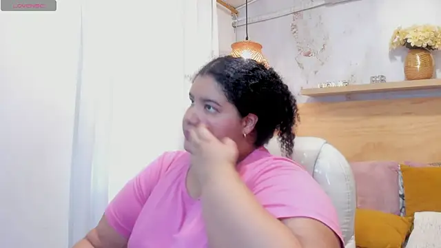 Miley Collins online show from 10/30/25, 08:31