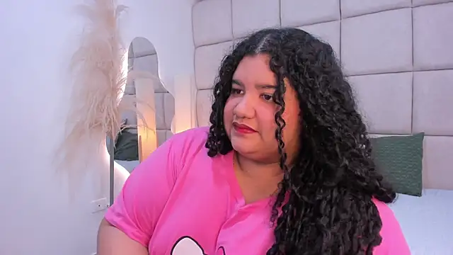 Miley Collins online show from 12/05/25, 08:05