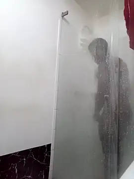 yezz3011 online show from 11/16/25, 07:41