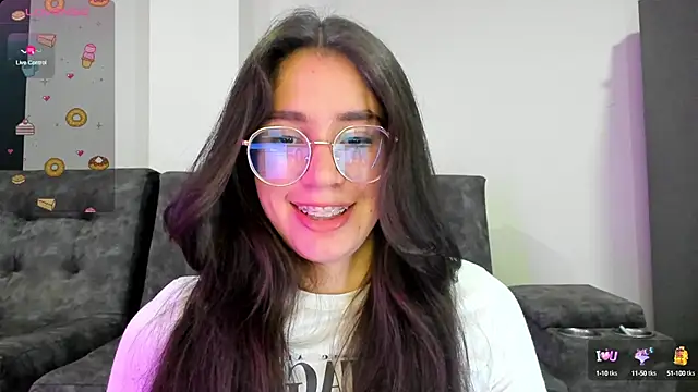 emmadiaz1 online show from 02/28/25, 02:31