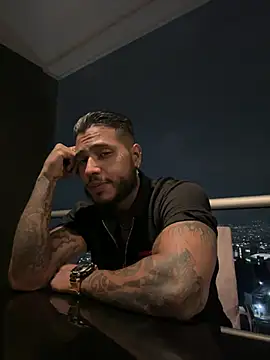 Snapshot of Exotic_tatto27121 chatting on 02/09/25, 12:49 Exotic tatto27121 online show from 02/09/25, 12:49