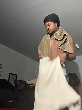 SluttyLyfe4L online show from 12/17/25, 09:48