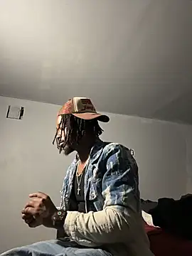 SluttyLyfe4L online show from 04/22/26, 12:57