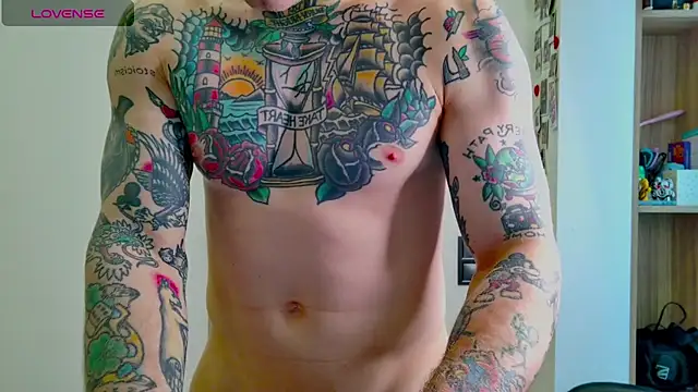 Snapshot of white_King9999 chatting on 02/19/26, 12:34 white King9999 online show from 02/19/26, 12:34