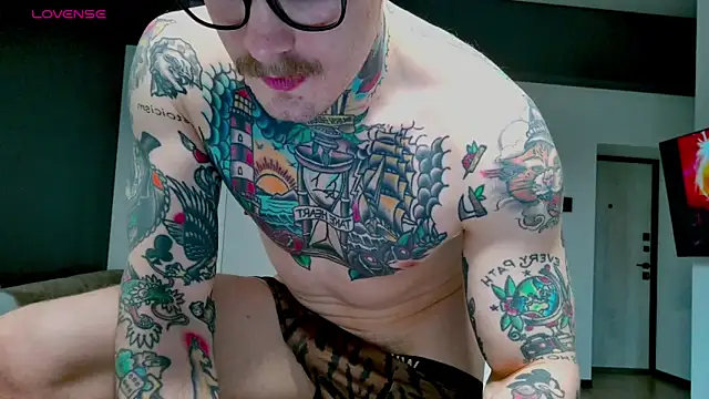 white King9999 online show from 04/04/26, 12:24