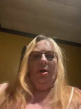 Snapshot of CherishWilliams chatting on 07/07/26, 07:34 CherishWilliams online show from 07/07/26, 07:34