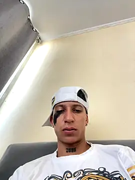 XMANSEXYCART online show from 11/18/25, 08:46