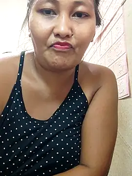 Sweetchuby1995 online show from 04/28/26, 12:21