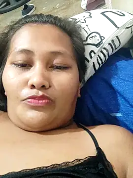 Sweetchuby1995 online show from 04/29/26, 05:30