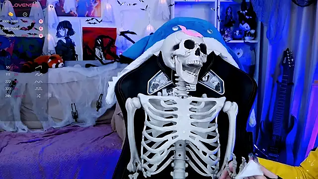 Snapshot of _Sparkland_ chatting on 10/22/25, 10:20 Sparkland online show from 10/22/25, 10:20