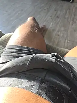 Snapshot of Keshuloveyou chatting on 01/02/25, 08:57 Keshuloveyou online show from 01/02/25, 08:57