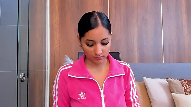 AishaPeyton online show from 01/09/25, 11:34