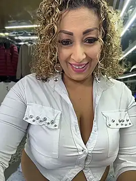 Snapshot of Katti_Barrera chatting on 07/03/26, 09:21 Katti Barrera online show from 07/03/26, 09:21