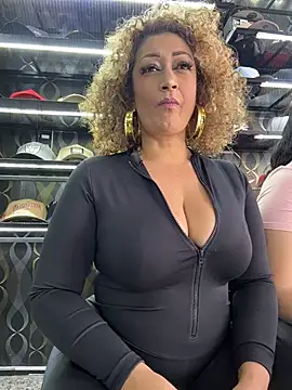 Snapshot of Katti_Barrera chatting on 07/07/26, 07:40 Katti Barrera online show from 07/07/26, 07:40