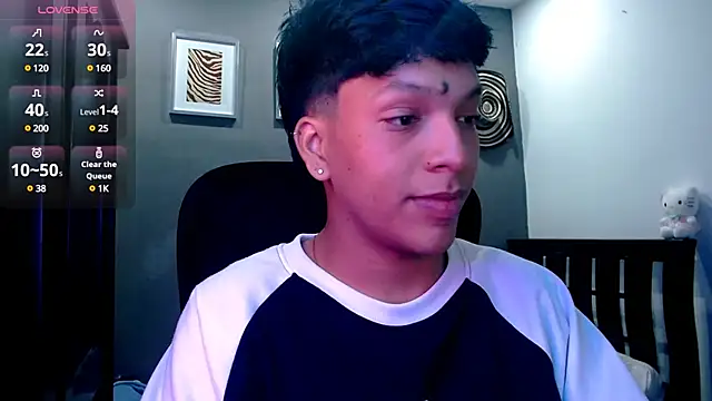 Snapshot of Xander_bonnet1 chatting on 01/15/25, 12:25 Xander bonnet1 online show from 01/15/25, 12:25