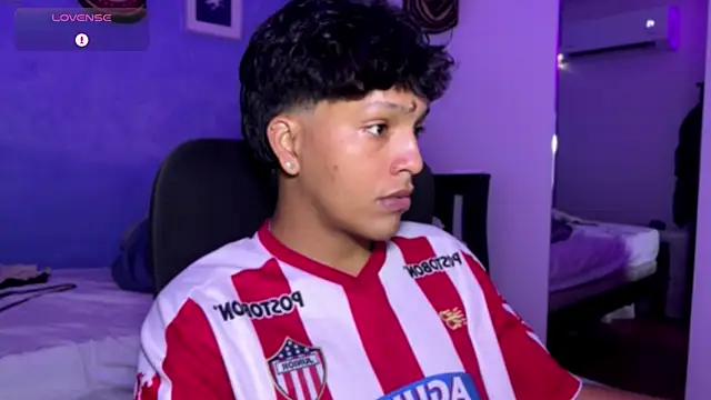 Snapshot of Xander_bonnet1 chatting on 12/03/25, 04:38 Xander bonnet1 online show from 12/03/25, 04:38