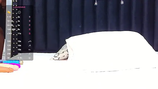 Snapshot of petitelittleebony chatting on 01/31/25, 07:08 petitelittleebony online show from 01/31/25, 07:08