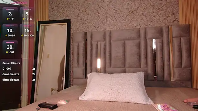 Snapshot of petitelittleebony chatting on 01/15/26, 02:38 petitelittleebony online show from 01/15/26, 02:38