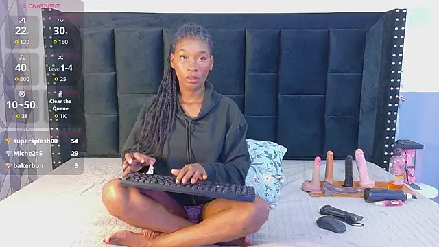 petitelittleebony online show from 07/28/26, 03:02