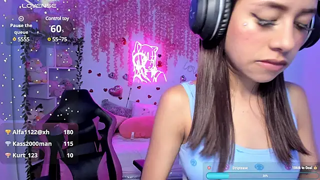 cat kitty18  online show from 02/26/25, 12:38