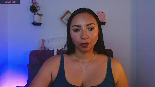 Emmi Cam online show from 09/10/25, 02:11